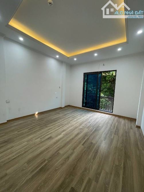 NHÀ ĐẸP TT THANH XUÂN-KHƯƠNG ĐÌNH CÁCH OTO 30M