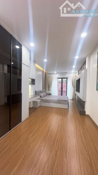 Hàng kín Thái Hà - 38m x 6T, 5m mặt tiền - Thang máy - sổ đẹp - không quy hoạch - 13 tỷ