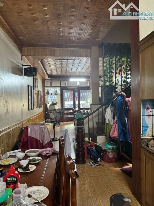 28 tỷ/80 m2/5.3 m tiền/ Mặt Phố Tây Trà/ Hoàng Mai