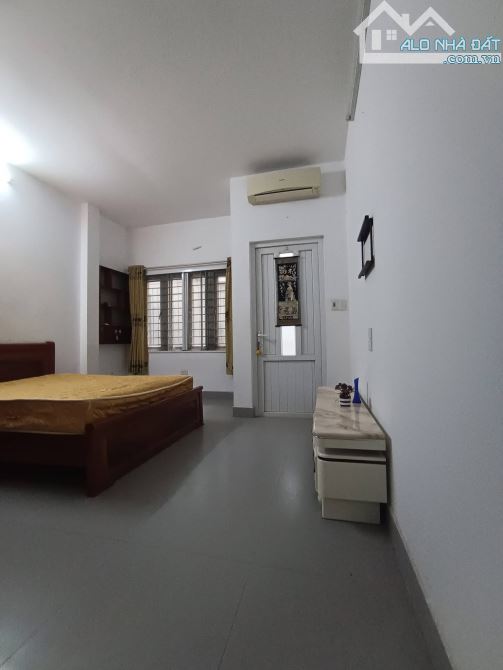 CẦN BÁN GẤP NHÀ RIÊNG PHỐ TÔ NGỌC VÂN QUẢNG AN TÂY HỒ 70M 5 TẦNG SÁT HỒ OTO 5M HƠN 24 TỶ