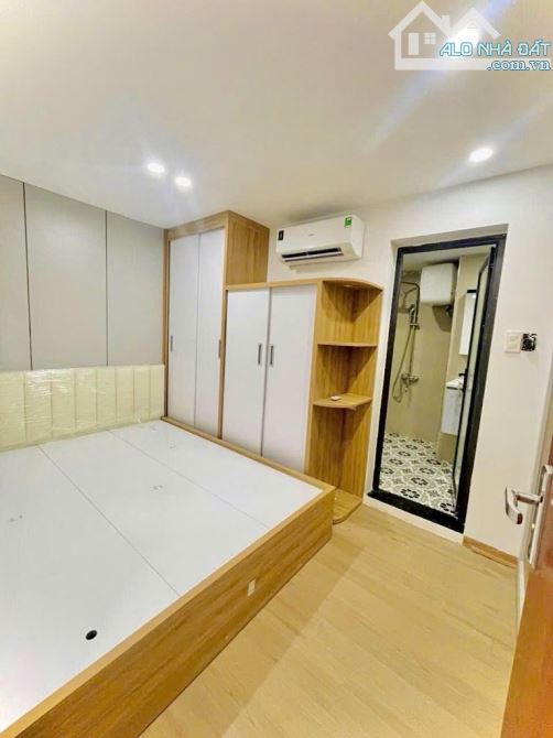 Cần bán gấp căn hộ tập thể phố Bạch Mai-60m-2 phòng ngủ-sổ vuông, đẹp. - 3