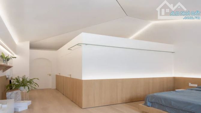 BÁN NHÀ PHÚ THƯỢNG, NGÕ Ô TÔ THÔNG, CÓ SÂN, Ở NGAY, 70M2, 14,7 TỶ