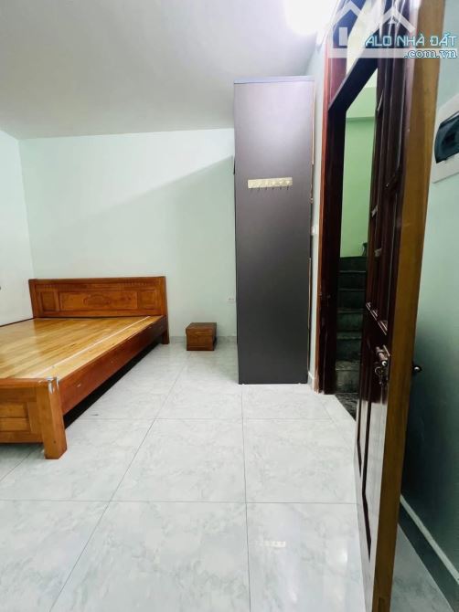 LÔ GÓC 2 THOÁNG PHÁO ĐÀI LÁNG - 50m RA PHỐ - NGÕ THÔNG - FULL NỘI THẤT - NỞ HẬU - 6.88 TỶ