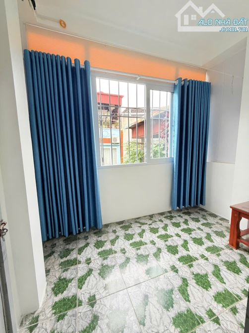 Bán Nhà Lĩnh Nam 5 Tầng, 31M sổ đẹp ngay trường ĐH giá hơn 6 tỷ(TL)