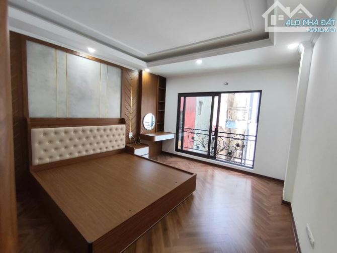 Cực Hiếm Thái Hà - 38m x 6T, 5m mặt tiền - Thang máy - sổ đẹp - không quy hoạch - 13 tỷ