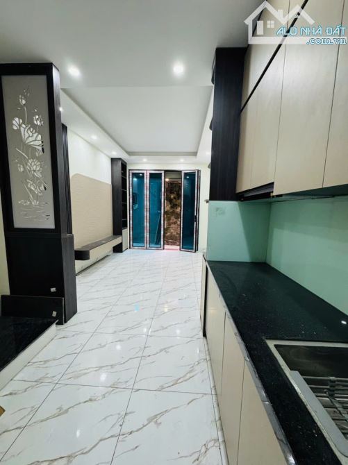 CHỈ 7,25 TỶ – NHÀ PHỐ KIM GIANG 5 TẦNG – 3 NGỦ – GẦN KĐT ĐẠI KIM