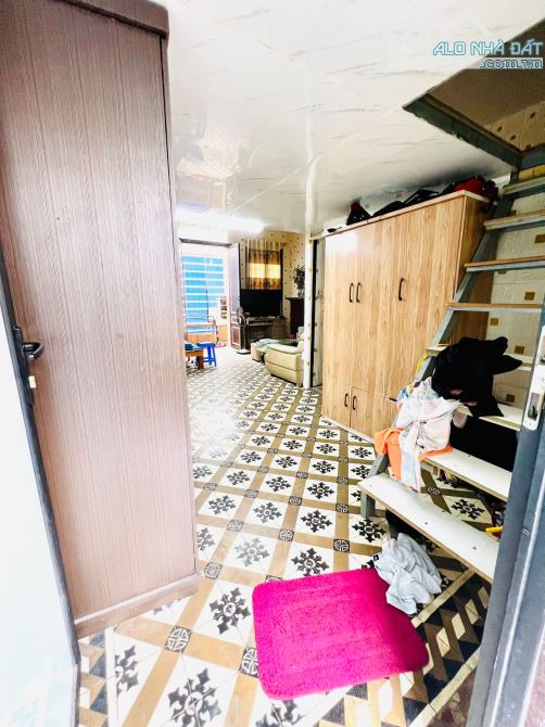 BÁN GẤP TẬP THỂ CỰC HIẾM TẦNG 3, PHỐ CỔ HÀNG THIẾC, HOÀN KIẾM. 80M² – 3PN. 6,58 TỶ