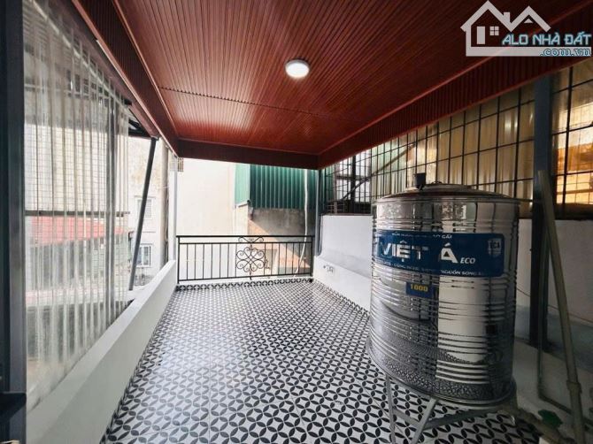 BÁN NHÀ NGUYỄN TRÃI – GẦN VINHOMES ROYAL CITY – NGÕ THÔNG – 2 THOÁNG – TẶNG FULL NỘI THẤT