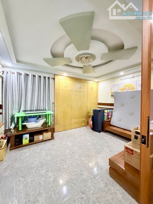 🏡 Chỉ 6 tỷ nhỉnh. Nhà 5 tầng đẹp lung linh. 4.8x14m rộng rãi. Hẻm 8m đường Nguyễn Ảnh Thủ - 5