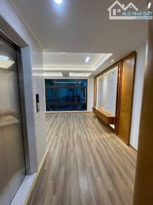 NHÀ ĐẸP TT THANH XUÂN-KHƯƠNG ĐÌNH CÁCH OTO 30M