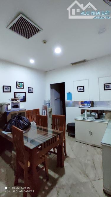 MẶT PHỐ TRIỆU VIỆT VƯƠNG, GẦN VINCOM, VỈ HÈ RỘNG, KINH DOANH TỐT 35m2 x 5 Tầng Mt4m 28 tỷ