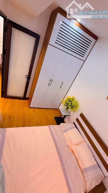 TẬP THỂ HOÀNG QUỐC VIỆT – TẦNG 2 – 32/50M² – 2PN – CỰC THOÁNG – 4.18 TỶ