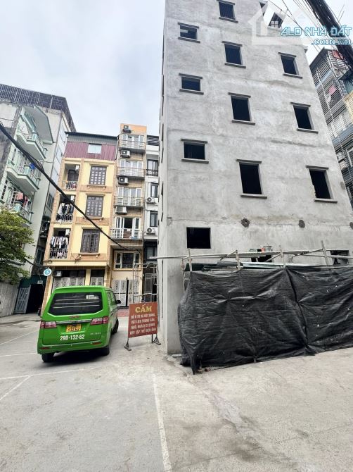 HOÀNG HOA THÁM 36/38M² – 5 TẦNG THANG MÁY – Ô TÔ VÀO NHÀ – 10.5 TỶ