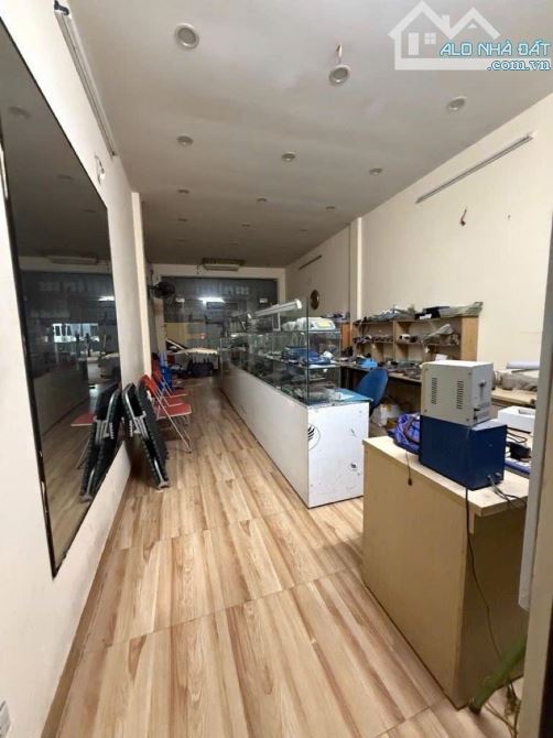 Bán nhà mặt Phố Vọng trung tâm quận HBT phố 2 chiều vỉ hè rộng kinh doanh văn phòng DT 100