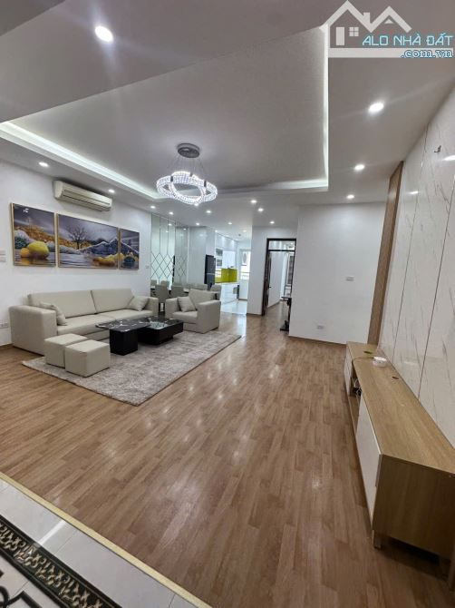 CHÍNH CHỦ BÁN CH CHUNG CƯ 131M TÒA 34T HOÀNG ĐẠO THÚY, 3PN + 2WC, FULL NỘI THẤT, 12.5 TỶ