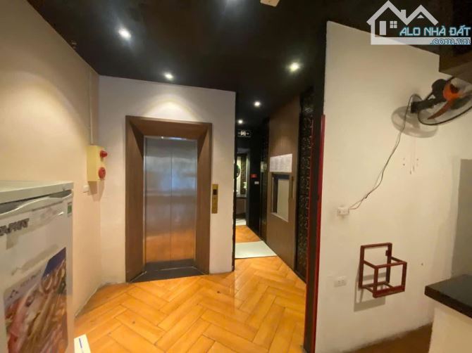 Bán nhà mặt phố Hàng Muối, 70m2, 5 tầng, mặt tiền 5.5m, 63.8 tỷ, Kinh Doanh đỉnh