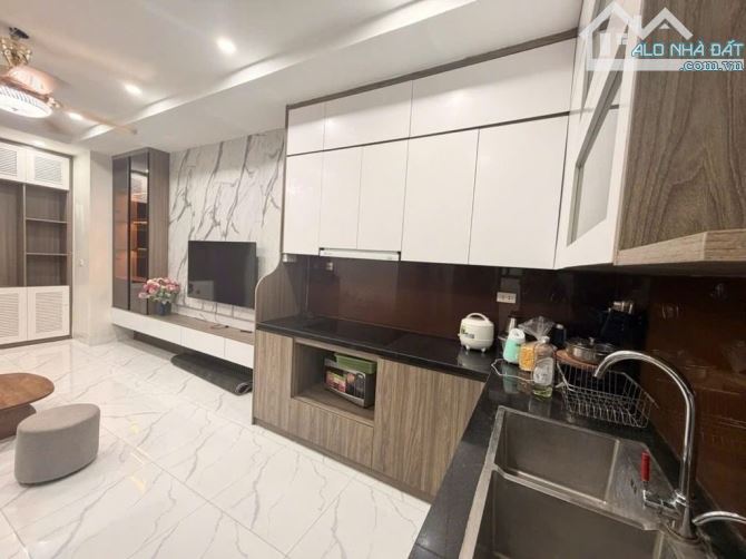 Bán chung cư N02 số 84 Chùa Láng diện tích 52m 2 ngủ 2 vệ sinh sát ĐH Ngoại Thương, Luật