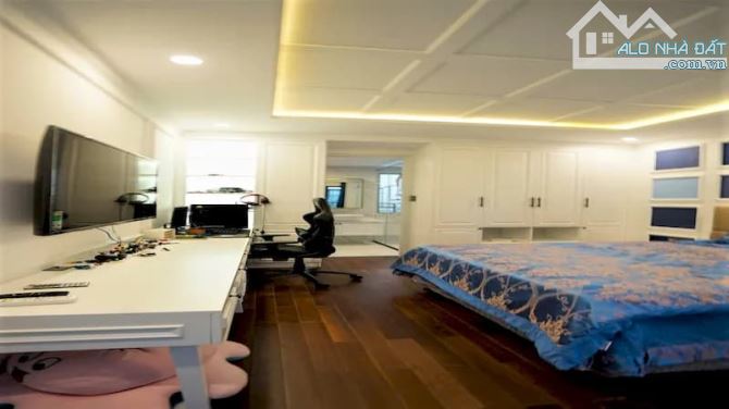 BÁN NHÀ 115 PHỐ NHẬT CHIÊU, NGÕ Ô TÔ, THOÁNG TRƯỚC SAU, BA BƯỚC HỒ TÂY, 43M2, 13,8 TỶ