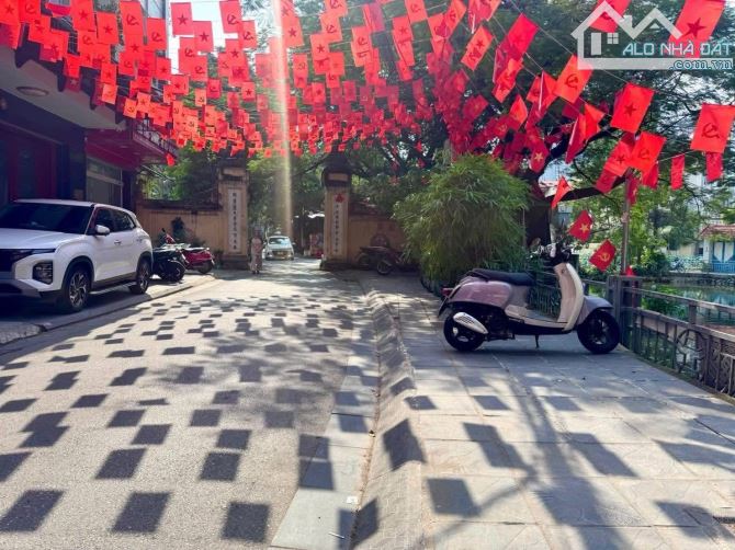 PHỐ QUAN NHÂN - THANH XUÂN - NHÀ ĐẸP - 2 THOÁNG - KINH DOANH - GẦN PHỐ - 35m2*5T