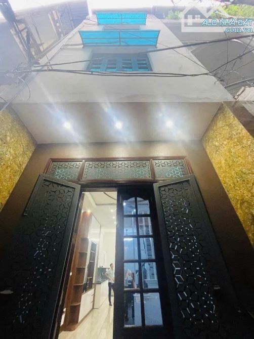 HOÀNG VĂN THÁI - 45M -MT4M - 10M RA OTO TRÁNH - 2 THOÁNG TRƯỚC SAU - SÁT CHỢ, GẦN TRƯỜNG