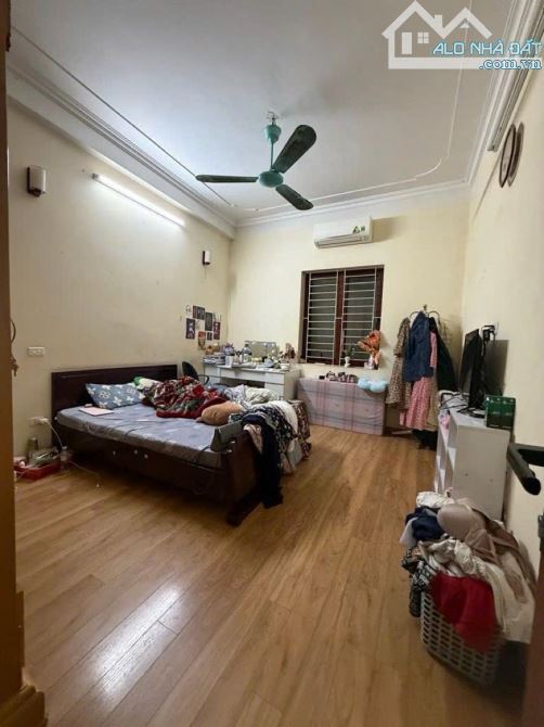 Bán nhà mặt Phố Vọng trung tâm quận HBT phố 2 chiều vỉ hè rộng kinh doanh văn phòng DT 100