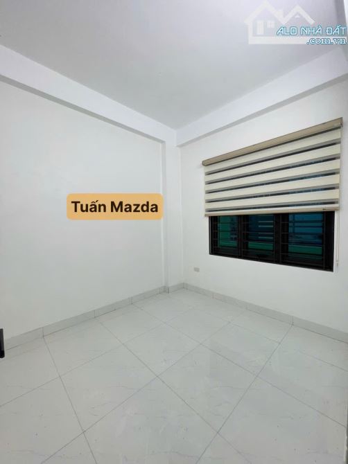 Bán căn nhà 3 tầng lô góc Quang Trung ngõ taxi - 5