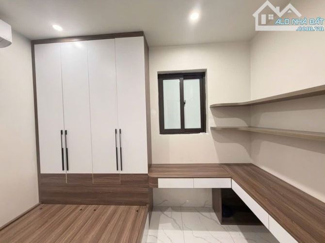 Bán chung cư N02 số 84 Chùa Láng diện tích 52m 2 ngủ 2 vệ sinh sát ĐH Ngoại Thương, Luật