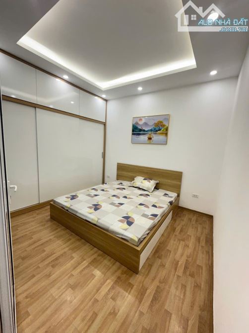 CHÍNH CHỦ BÁN CH CHUNG CƯ 131M TÒA 34T HOÀNG ĐẠO THÚY, 3PN + 2WC, FULL NỘI THẤT, 12.5 TỶ