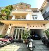 Biệt thự mặt tiền số 7 đường số 14, tân thuận đông. DT: 8x24m, 3 Lầu,ST đường 16m -27 tỷ