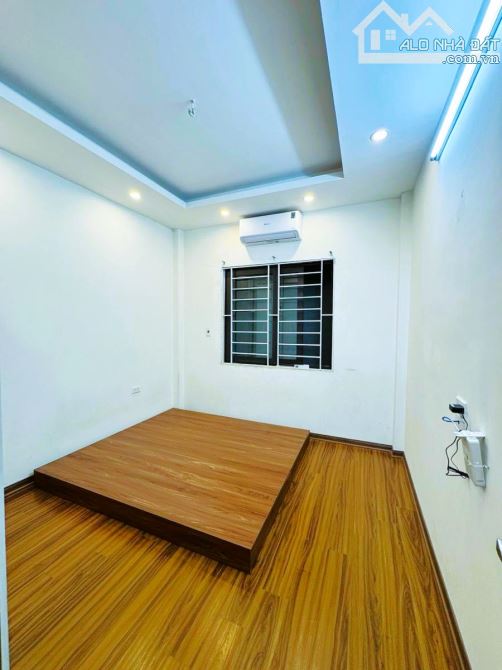 9.85 TỶ -45M²- 5 TẦNG –6 NGỦ–20M RA PHỐ-MINH KHAI–LẠC TRUNG-HBT