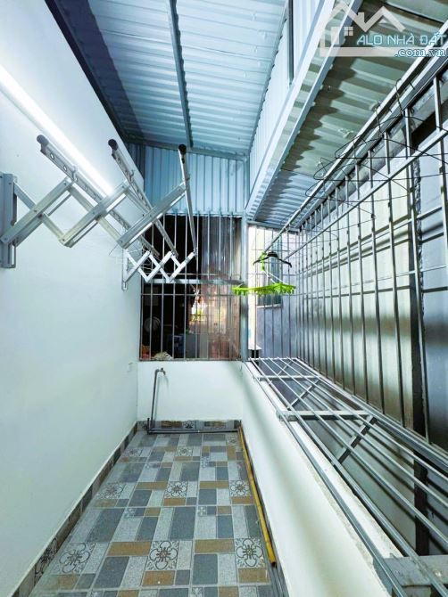 9.85 TỶ -45M²- 5 TẦNG –6 NGỦ–20M RA PHỐ-MINH KHAI–LẠC TRUNG-HBT