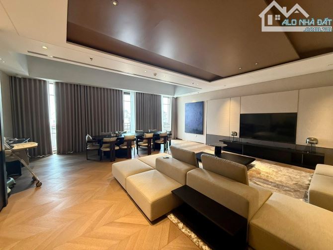 BÁN TOÀ CHDV MẶT PHỐ HUẾ 300m2 - 10T - MT 9m - 700 TỶ - HẦM - HOÀN CÔNG - KINH DOANH ĐỈNH