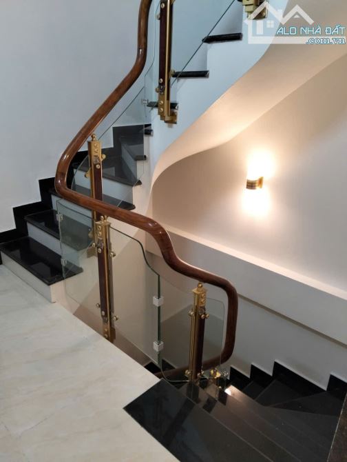 BÁN NHÀ BÙI XƯƠNG TRẠCH, THANH XUÂN GẦN CHỢ – SÂN CỔNG RIÊNG – CÁCH Ô TÔ 10M – GIÁ 9 TỶ - 2