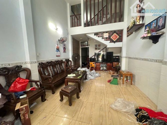 HT(Q.12) bán nhà 3 tầng 5PN 110m2(4x28) MT đường Hiệp Thành35 gần Mega Hiệp Phú giá 8,49tỷ - 2