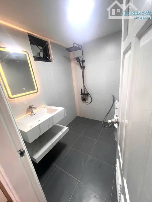 Bán gấp nhà Bạch Mai diện tích rộng – 48m², 5 tầng – trung tâm Hai Bà Trưng – 8,6 tỷ