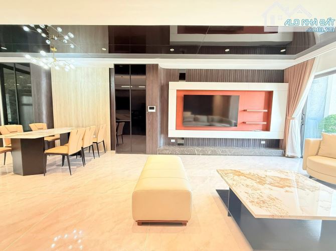 Quá Ngon! 15 Tỷ Hơn - Bán Nhà Phú Thượng ,Tây Hồ -65m2 -6 Tầng-Thang Máy -Gần Phố - Ôtô