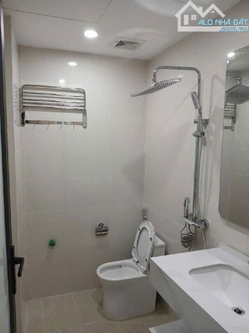 Bán nhà 5 Tầng Thang máy, Hoàng cầu, Đống Đa - DT40m, 3 ngủ full nội thất - 12,6 tỷ sổ PLo