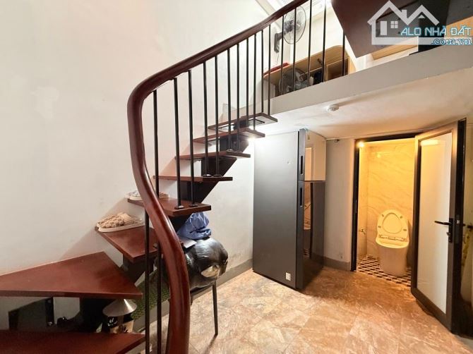 Nhà trung tâm hai bà trưng 6 tầng 3ngủ 4 vệ sinh 3.15 tỷ