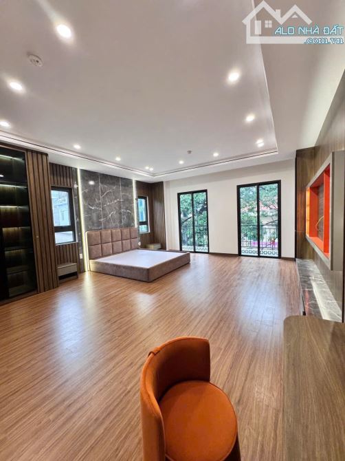 Bán nhà mặt phố Hồ Tùng Mậu, 70m2, 7 tầng thang máy, MT 5,1m, dT 100tr/th, 36tỷ