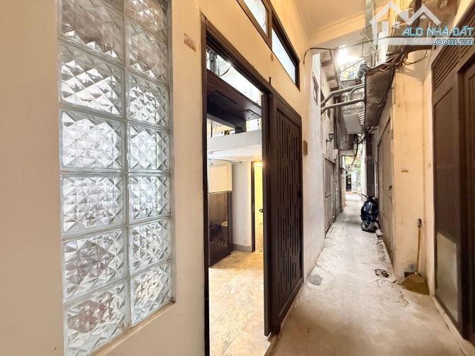 Nhà trung tâm hai bà trưng 6 tầng 3ngủ 4 vệ sinh 3.15 tỷ