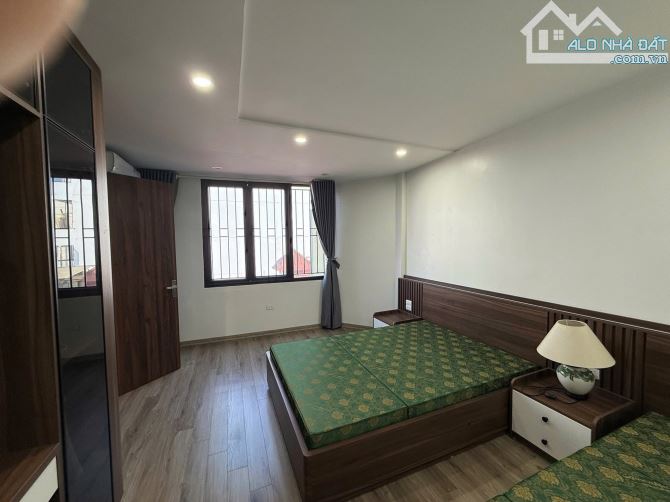 Bán nhà Lê Văn Hưu 27/30m2, 6T, mt 6m mặt ngõ 15m ra phố, sổ đỏ riêng. Giá 8.8 tỷ CTL