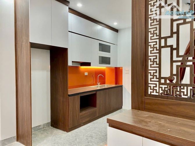 CẦU GIẤY, KINH DOANH, 35M2 LÔ GÓC, MẶT NGÕ, Ô TÔ ĐỖ NGÀY ĐÊM - 8 TỶ 4