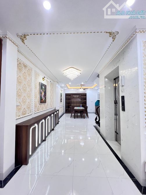 BÁN NHÀ VÕ CHÍ CÔNG CẦU GIẤY DT 60M 6 TẦNG THANG MÁY FULL NỘI THẤT Ở LUÔN 14.5 TỶ