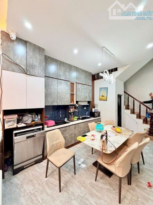 TƯƠNG MAI 47m2 -mt 4m -nhỉnh 13tỷ có TL ,10m ra OTO