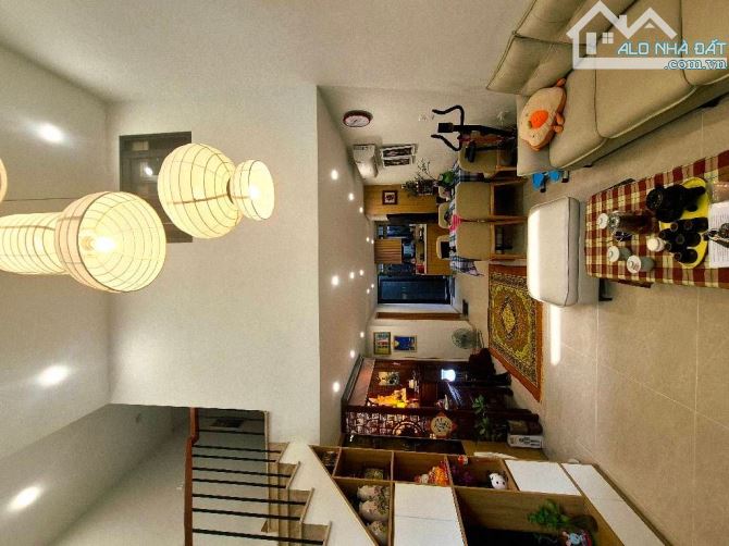 NHỈNH 3 TỶ - NHÀ ÂU CƠ - 52M2 - KIẾN TRÚC SƯ THIẾT KẾ - 10M Ô TÔ TRÁNH - GẦN CHỢ - Ở NGAY