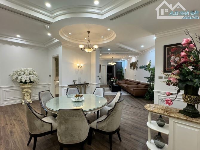 VỊ TRÍ ĐỈNH - LÔ GÓC - KINH DOANH SẦM UẤT PHỐ HÀNG MẮM GIÁ 25 TỶ - 31m x6T. Mặt tiền 11m