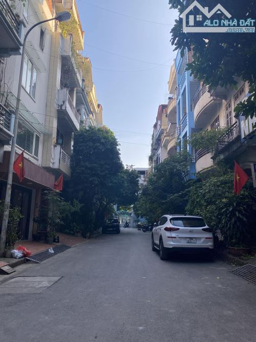 Chủ cần bán nhanh nhà phân lô KĐT Đại Kim 53m2 x 6 tầng thang máy - ô tô tránh. 22.5 Tỷ