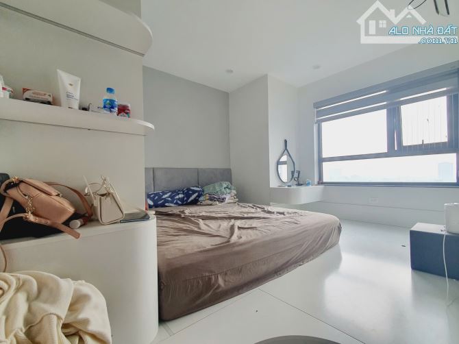 Bán căn hộ cao cấp K35 Tân Mai, 96m2, 3 ngủ, Lô Góc, Full nội thất, giá 9.8 tỷ.