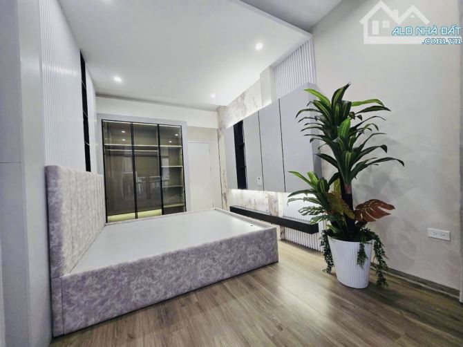 BÁN NHÀ PHÂN LÔ BẠCH MAI - HAI MẶT NGÕ - 4 TẦNG - 42m2 - 9.x TỶ