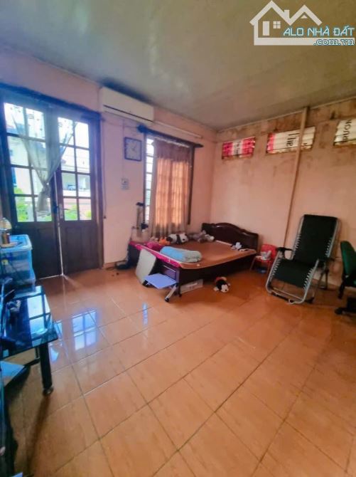 BÁN NHÀ MẶT PHỐ TT HOÀN KIẾM VỈA HÈ KINH DOANH ĐỈNH LÔ GÓC DG 100M GIÁ NHỈNH 60 TỶ